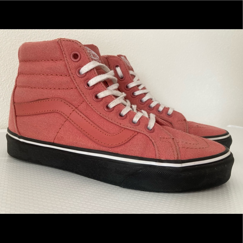 VANS Women’s Sk8 Hi Mauve Rose Sneakers